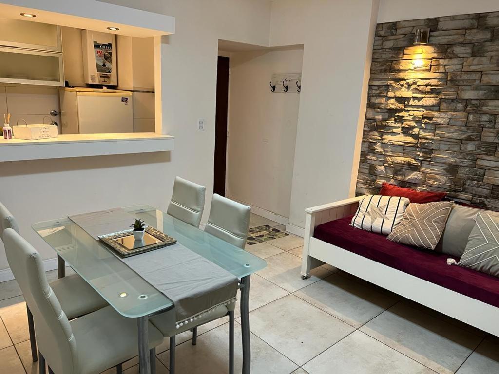 Apartamento Felipe Azar 1 *