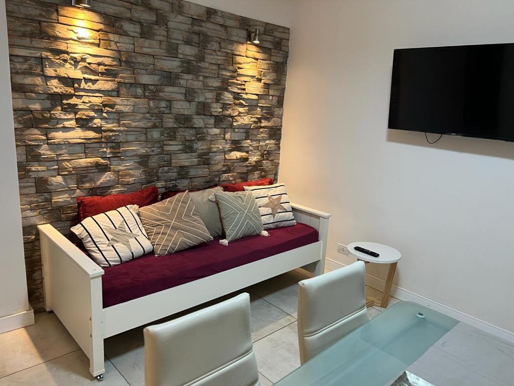 Apartamento Felipe Azar 1 *